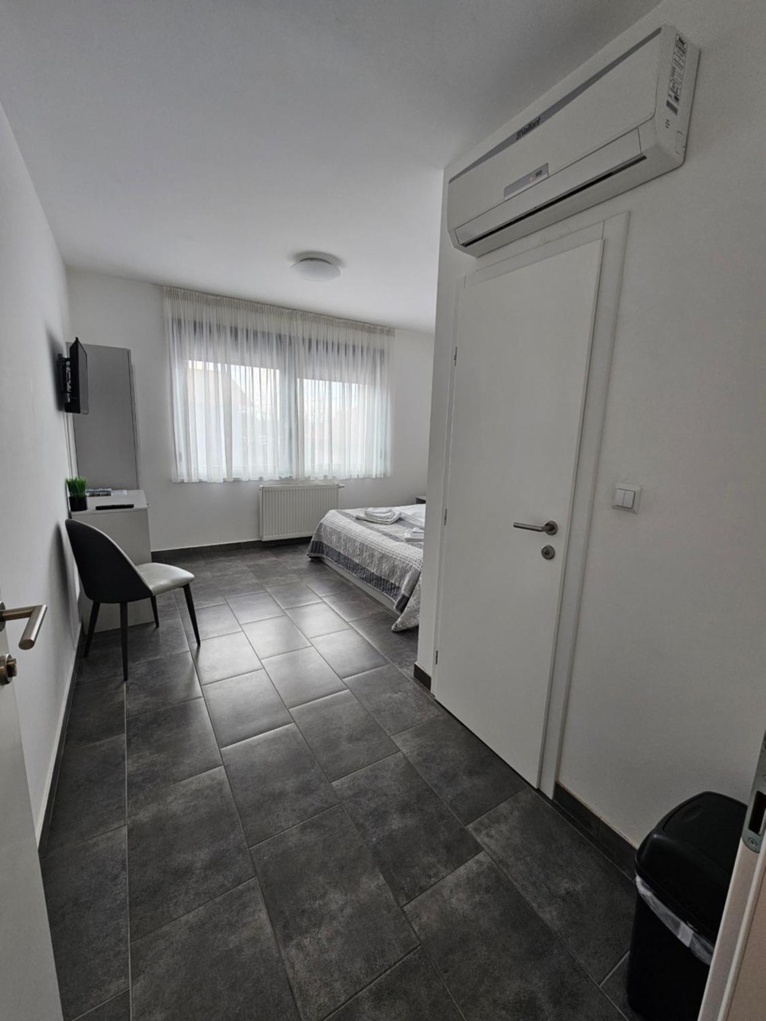 Filipovic Rent A Car &