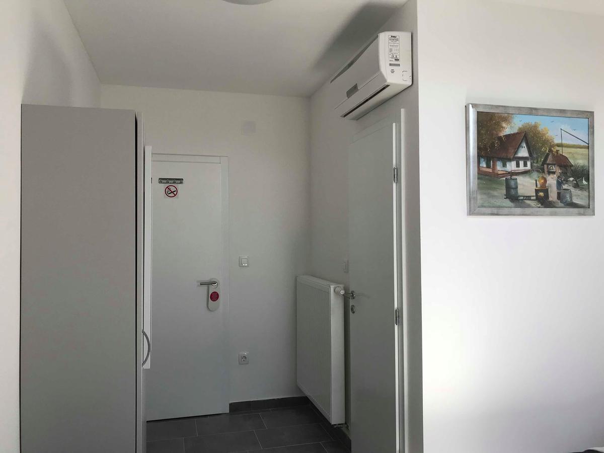Filipovic Rent A Car & Gasthof 3*